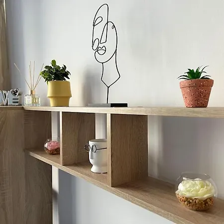Feel Like - Free Netflix Lägenhet *
